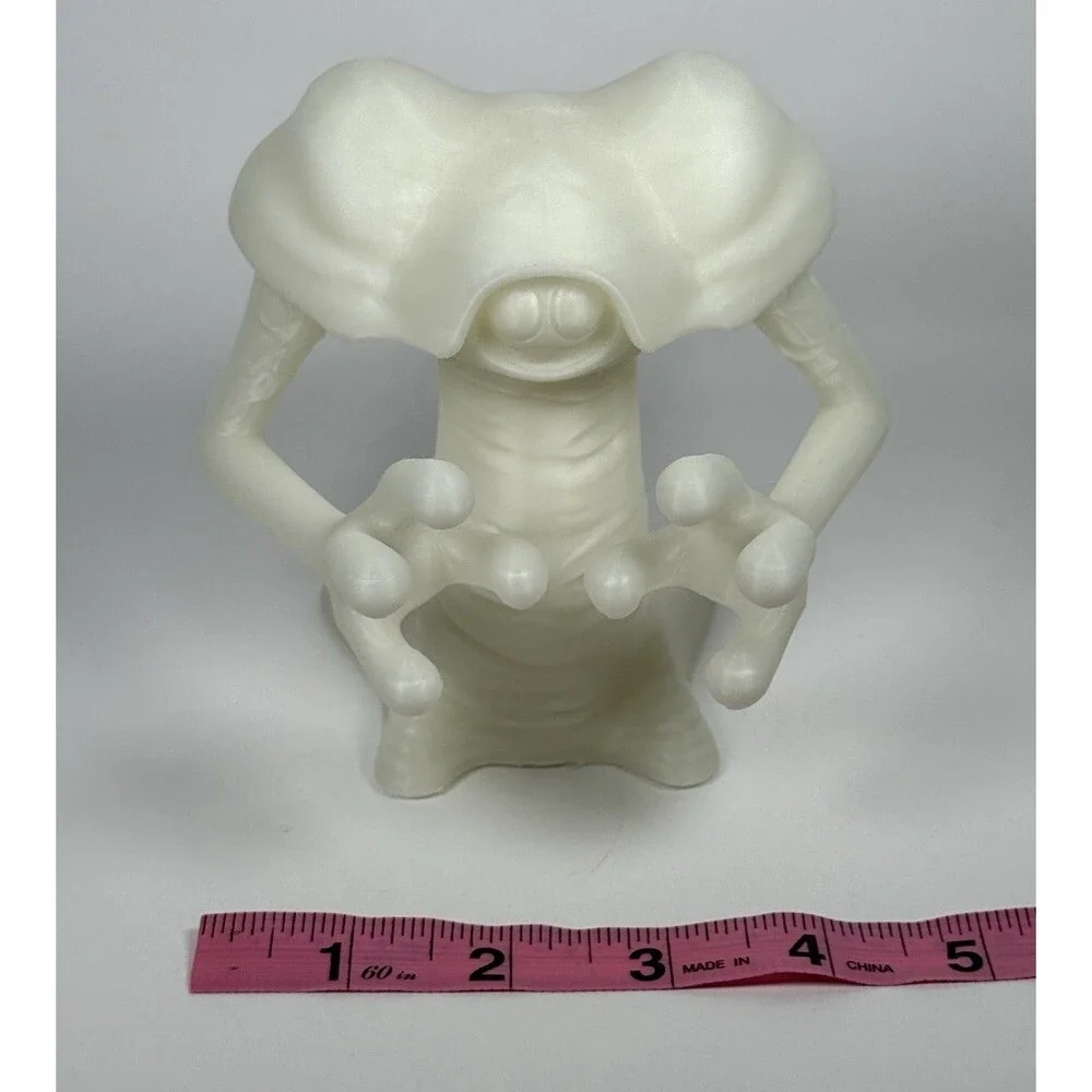 War Of The Worlds (1953) Martian Monster Glow In The Dark Toy